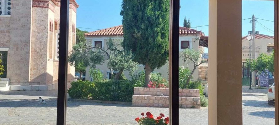 Δημοτική Βιβλιοθήκη Καλυβίων Δήμου Σαρωνικού